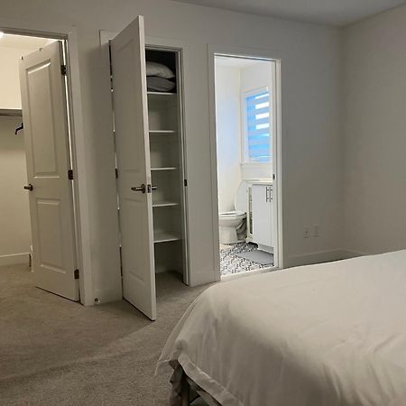 Ottawa Airport Guesthouse Экстерьер фото
