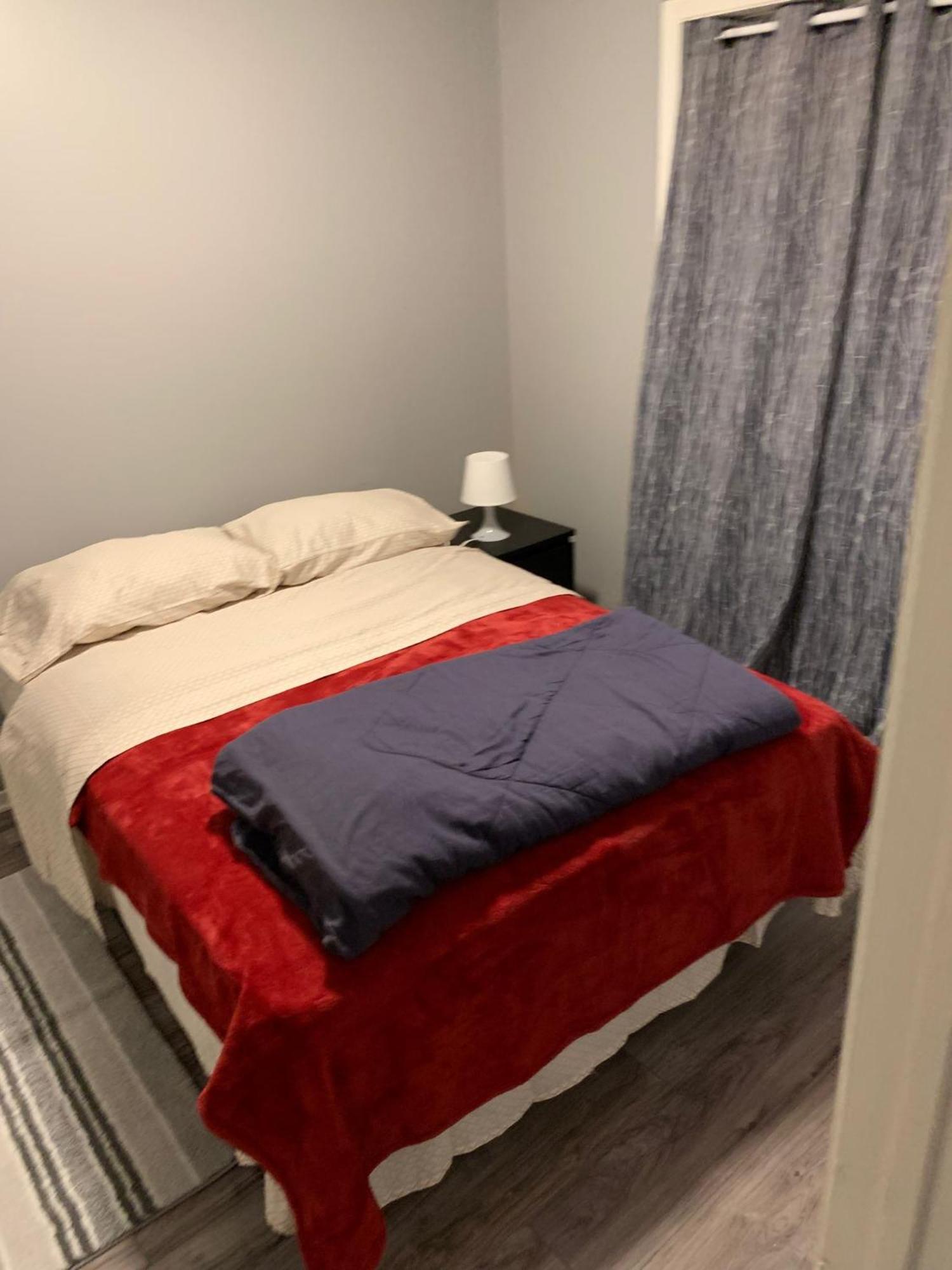 Ottawa Airport Guesthouse Экстерьер фото
